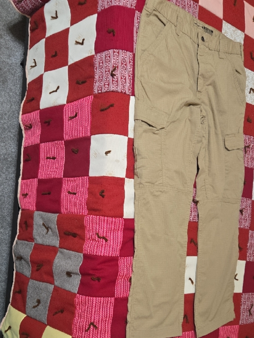 Carhartt Khaki Relaxed Fit Cargo Pants - Picture 3 of 6